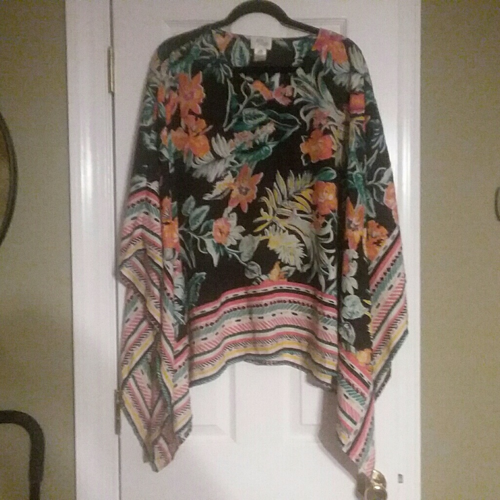 Ava James Unique Wide Sleeve Blouse